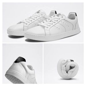 NWOT Groundies Universe Regular Sneaker in White/ Black